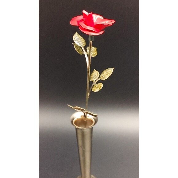 1977 MANN Red Rose Brass Bud Vase Metal Art Flower and Vase Vintage Metalwork - Picture 3 of 12
